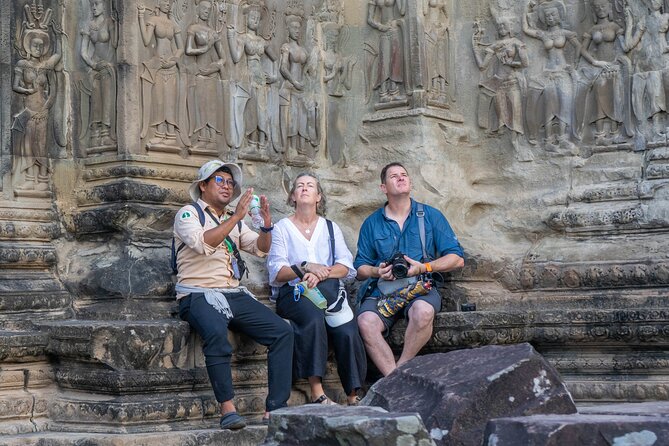 Angkor Adventure Vespa Tour / Tuk Tuk or Car - Lunch at Srah Srang and time with your guide
