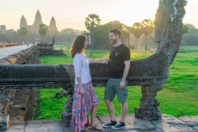 Angkor Sunrise Vespa Tour / Tuk Tuk or Car - Who should choose this Angkor tour?