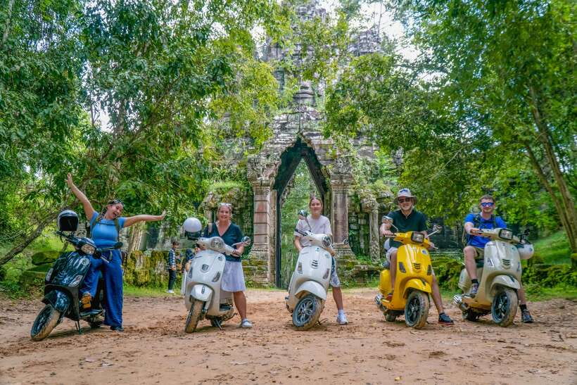 Angkor Wat: Guided Vespa Tour / Tuk Tuk or Car - Ta Prohm and the appeal of the ruins