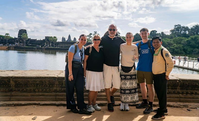 Angkor Wat: Guided Vespa Tour / Tuk Tuk or Car - Heat, comfort, and practical limits