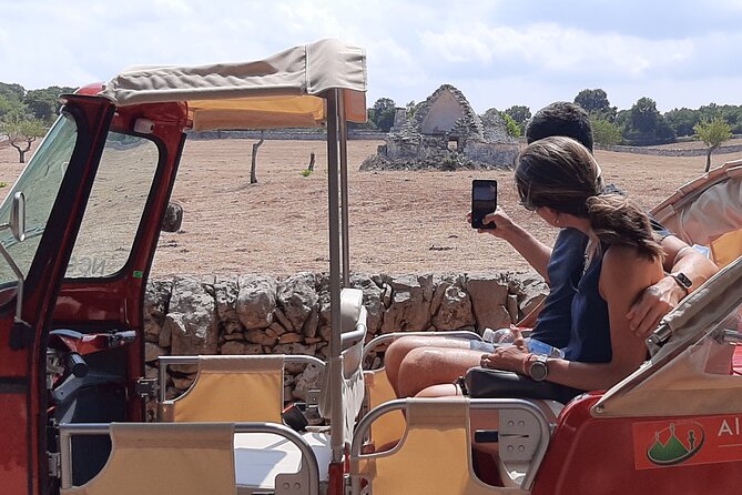 Audio Tour Alberobello with Bee Calessino/ e-Vespa /Fiat Mickey Mouse - What the audio explains about the trulli