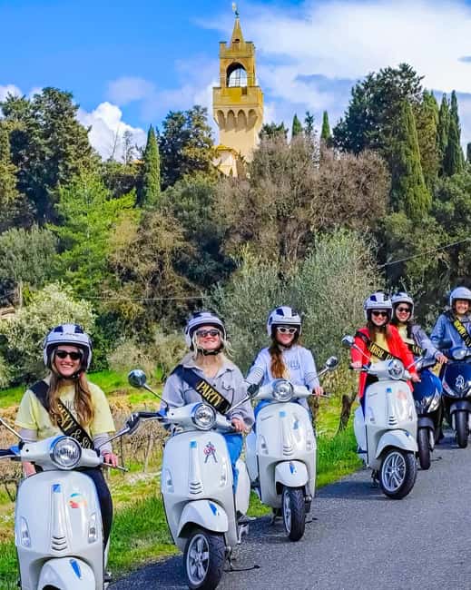 Chianti Tour by Vespa from Florence - Leaving Florence by classic Vespa