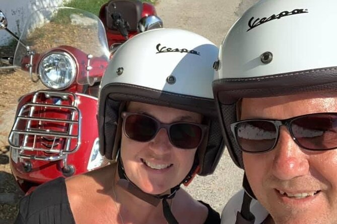 Corfu 300cc Vespa Scooter Rental - Key details at a glance