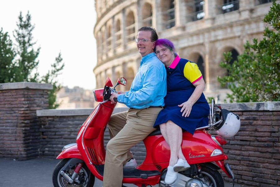 Explore city on Vespa with Professional Photographer - What the $45 price really includes