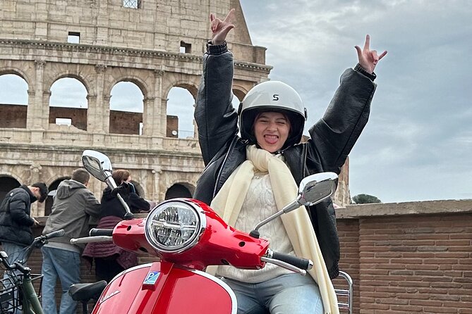 Explore Rome By Vespa - Crossing Rome to Gianicolo