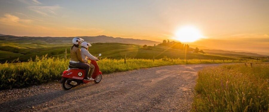 Florence: Full Day Noleggio Vespa, Scooter, and Moped - Who will enjoy this ride most