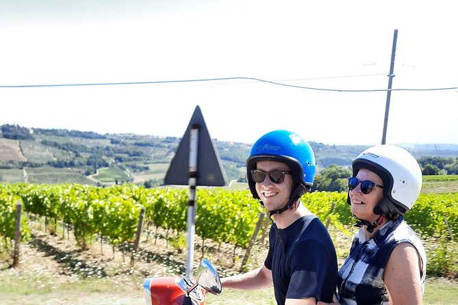 Florence Vespa Tour as a Passenger, max 6 people + Wine Window! - Why a Vespa is a smart way to see Florence from above