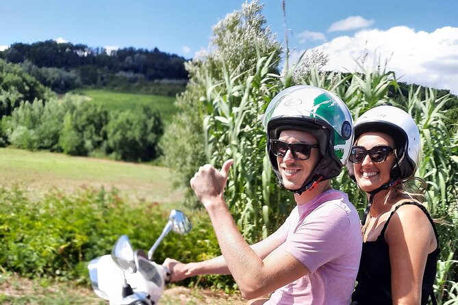 Florence Vespa Tour as a Passenger, max 6 people + Wine Window! - Starting in central Florence