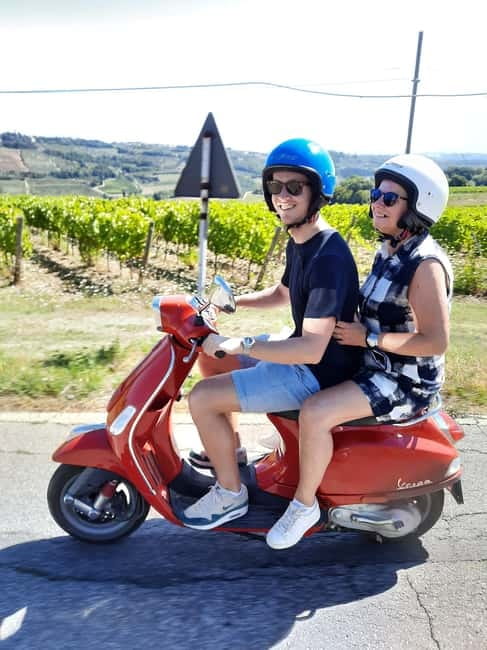 Florence: Vespa Tour as a Passenger + Wine Window! - Key points at a glance