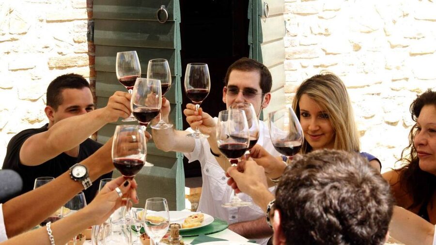From San Gimignano: Vespa Tour in Chianti - What the $123.48 price really covers