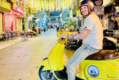 Hanoi After Dark Vespa Tour (4 hours): Street Food & Night Vibes