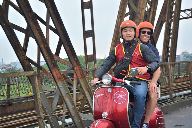 Hanoi By Vespa Tours: HISTORY + CULTURE + SIGHT + FUN 2,5 Hours - Why a Vespa is a smart way to see Hanoi