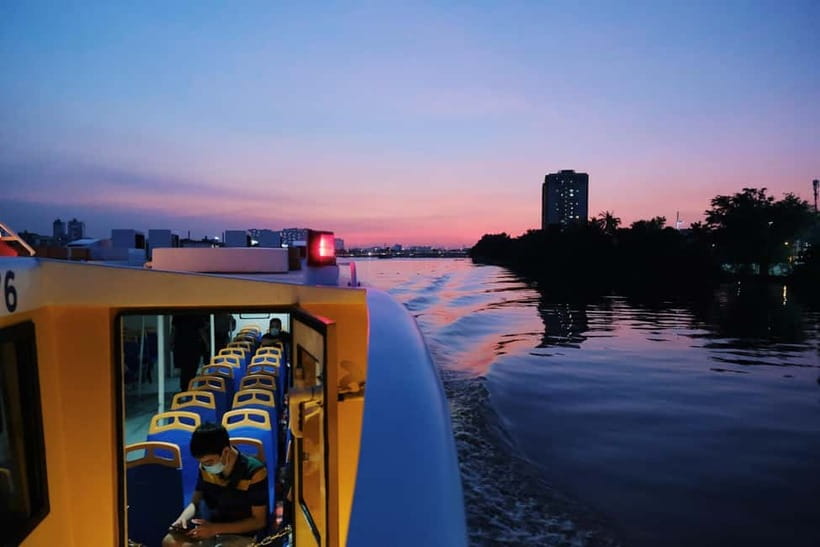 Hanoi Hidden Gems: Jeep, Vespa or Motorbike Tour - Who should book this ride?