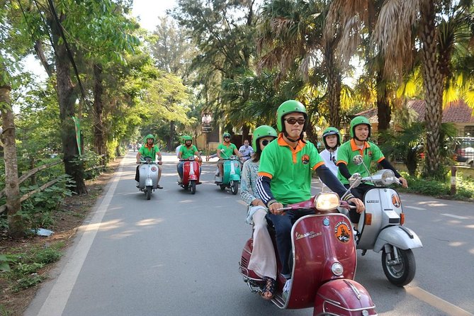 Ho Chi Minh Vespa City Tour 4,5 hours - Key points at a glance