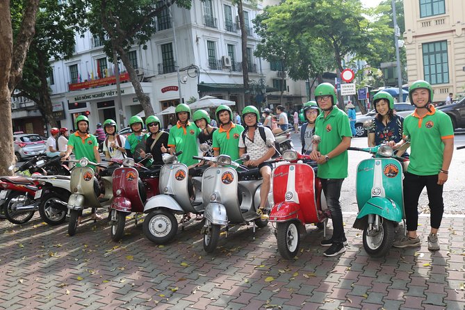 Ho Chi Minh Vespa City Tour 4,5 hours - Thich Quang Duc Monument and a serious moment