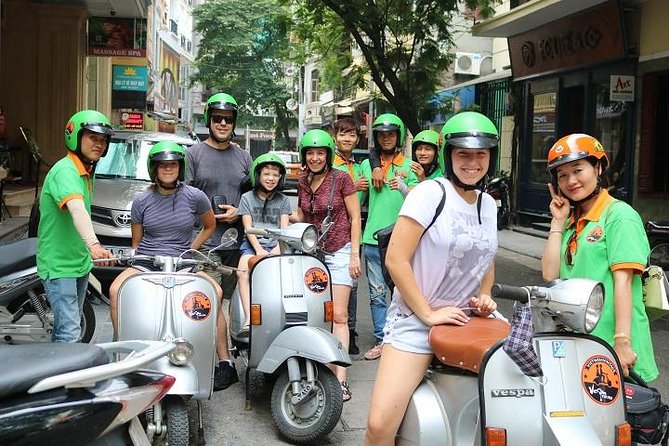 Ho Chi Minh Vespa City Tour 4,5 hours - Nguyen Thien Thuat apartment buildings