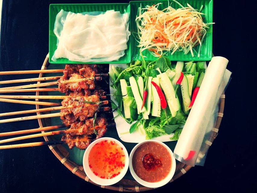 Hoi An: Evening Food Culture Tour by Vespa - Seven to ten dishes, not one large dinner