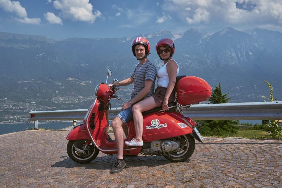 Malcesine: Lake Garda self-guided Vespa tour - Who should book this ride