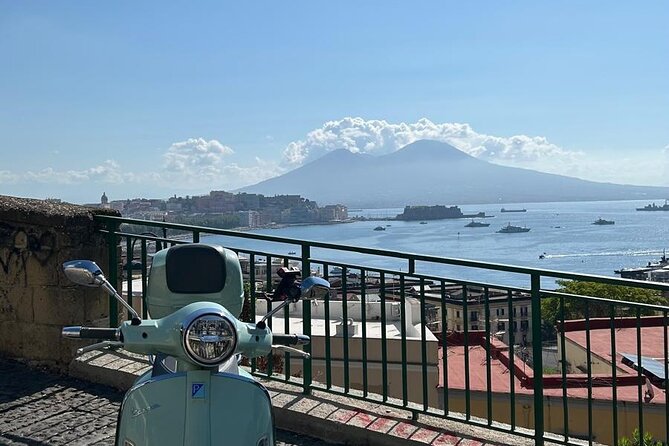 Panoramic and Historical Vespa Tour Naples - Castel Nuovo and the Maschio Angioino