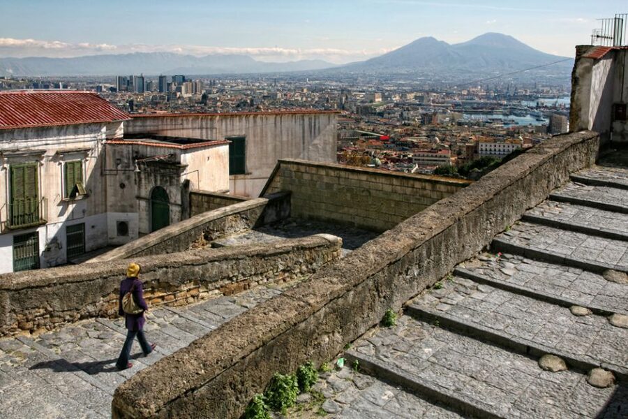 Panoramic Naples Private Tour by Vintage Vespa - Who should book this experience?