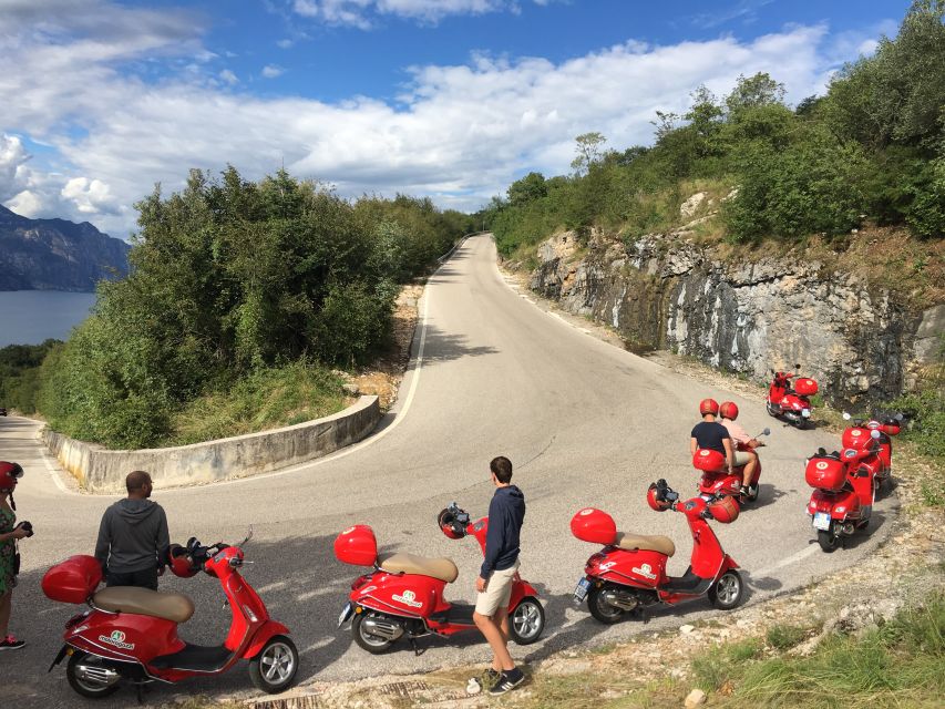 Peschiera del Garda: Lake Garda self-guided Vespa tour - Quiet roads and the first views