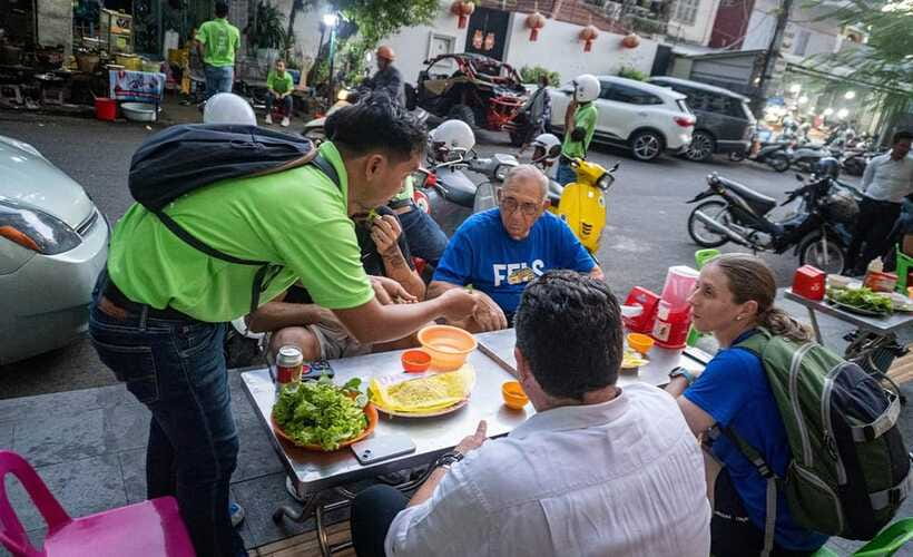 Phnom Penh Evening Food Tour -On Promotion Price limit Offer - What the $39 price really covers