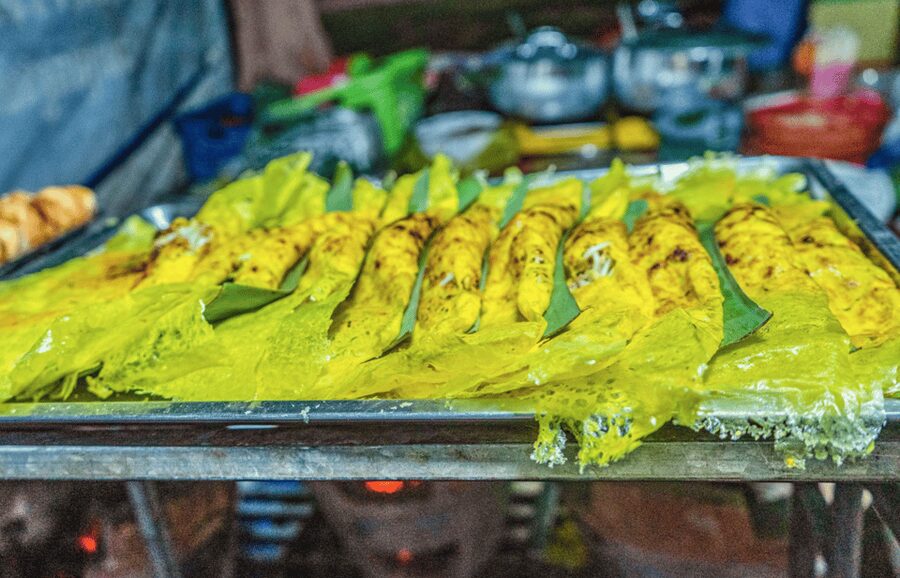 Phnom Penh Night Foodie Vespa Tour / Tuk Tuk Available - What the $46 price really buys you
