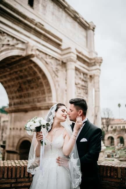 Photo Shoot in Rome with Vespa And Vintage Fiat 500 Options - The Roman Forum and Piazza Venezia