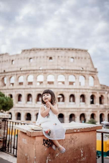 Photo Shoot in Rome with Vespa And Vintage Fiat 500 Options - The Pantheon and its grand square