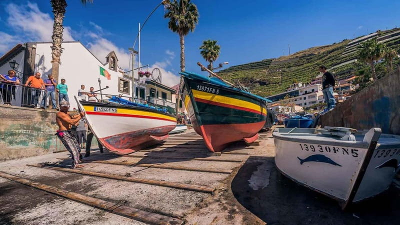 Private Vespa Tour Funchal & Câmara Lobos (3hrs) - Farmers’ Market and the everyday city