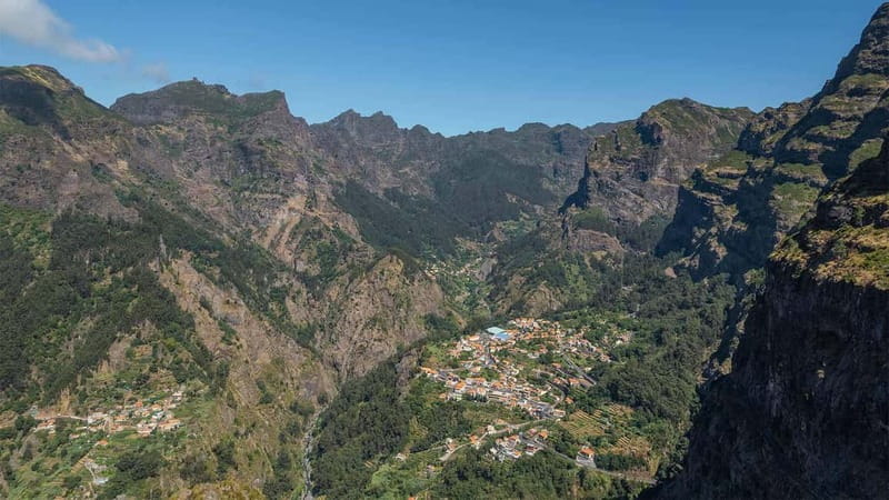 Private Vespa Tour Nun´s Valley,Câmara Lobos,CaboGirão(4hrs) - Eira do Serrado and the dramatic bowl of Nun’s Valley