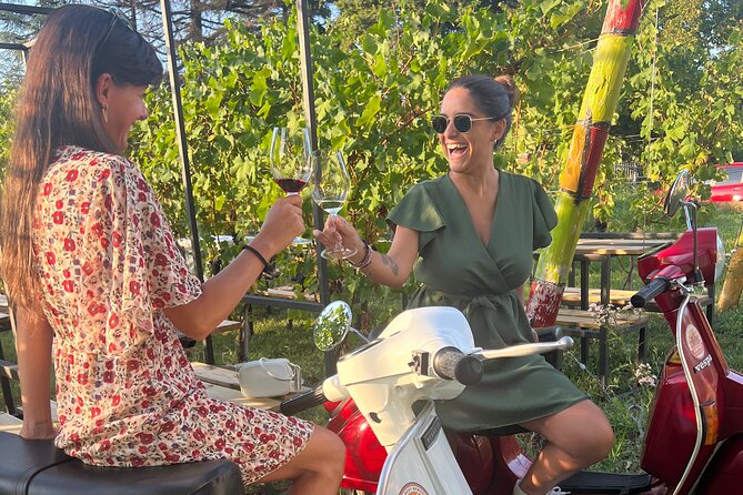 Rent a vintage Vespa for a whole day in Alba - Key points for a Vespa day near Alba