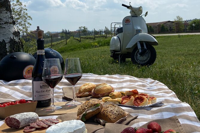 Rent a vintage Vespa for a whole day in Alba - Why a vintage Vespa fits the Langhe