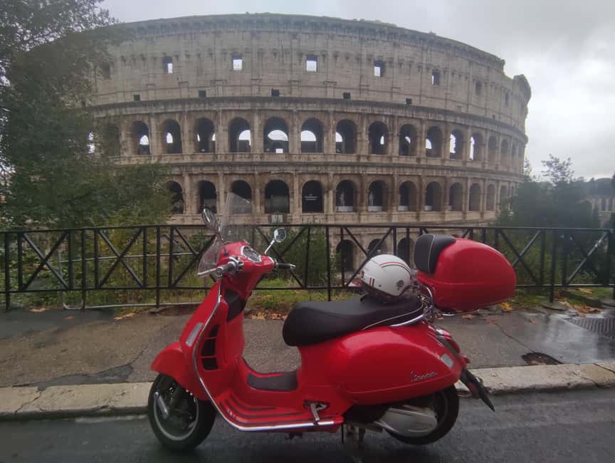 RENTA A VESPA - Helmets and insurance: what you get and what you do not