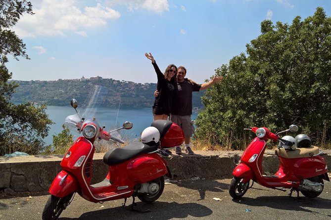 Roman Countryside villages Vespa tour with driver - Frascati, vineyards and aristocratic villas