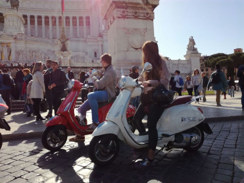 Rome: 125cc Vespa Primavera 24-, 48-, or 72-Hour Rental - The Spanish Steps and a ride toward Vatican City