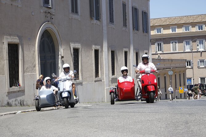 Rome 3 hours Vespa Sidecar Private Tour with Gelato - Janiculum Hill for wide views