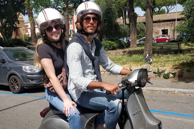 Rome by Vespa: Classic Rome Tour with Pick up - The Pyramid of Cestius and a Pause in Testaccio