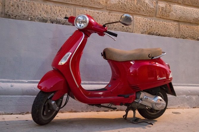 Rome by Vespa Semi Private Tour | MAX 6 PEOPLE GUARANTEED - Why a Vespa works so well in Rome