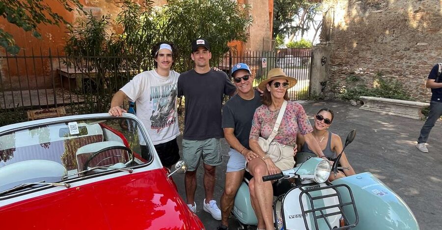 Rome: Evening Fiat 500 and Vespa Prosecco Tour - Janiculum Hill and the Roman skyline
