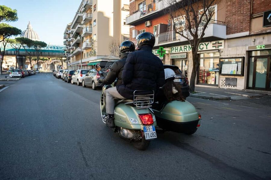 Rome: Evening Vespa Sidecar City Tour - Aventine Hill and the Orange Garden