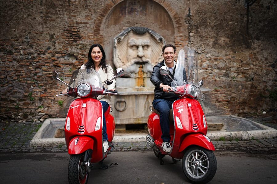 Rome: Explore the City by Vespa with an Optional Photoshoot - Trastevere and Castel Sant’Angelo from the road