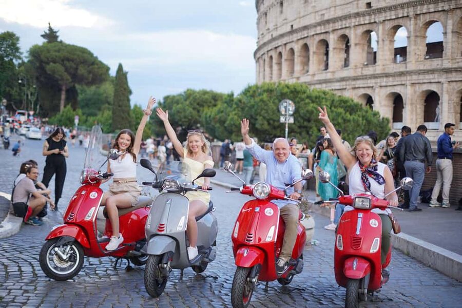 Rome: Guided Vespa Experience with Professional Photoshoot - Timing, language, and group size
