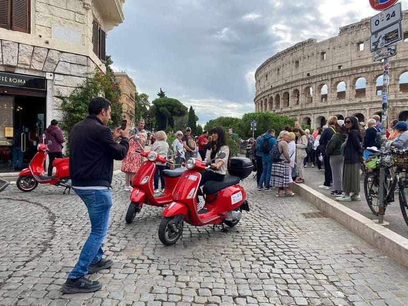 Rome: Guided Vespa Tour with Self-Drive or as a Passenger - Quirinal Palace and the road to Trevi Fountain