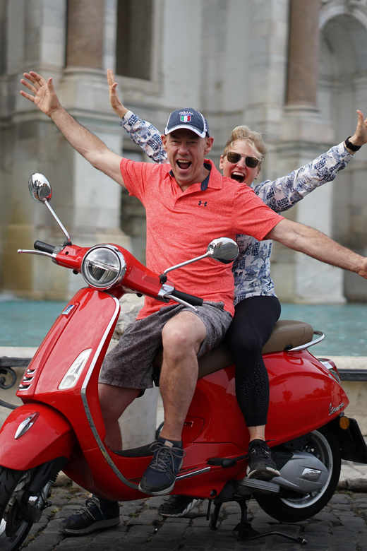 Rome: Hidden Gems Guided Vespa experience with Photos - Photos that are worth the extra cost