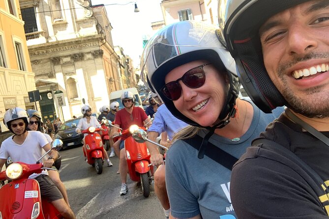 Rome in Style: Panoramic Vespa Experience with Licensed Driver - Safety, licenses, and the passenger choice