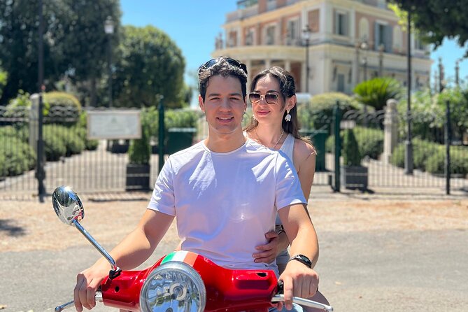 Rome Private Vespa Tour Pick-up from Hotel - What the guides add to the ride