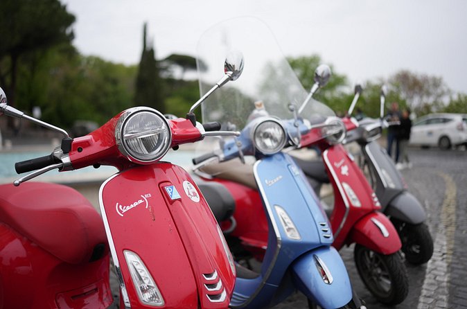 Rome’s Highest Hills Skyline Vespa Tour with Driver and Photo - Gianicolo Terrace and the biggest panorama