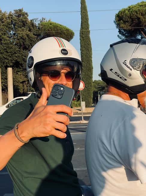 Rome’s Must-See Spots on Vespa (No Driving Needed) - Piazza Navona adds room to pause