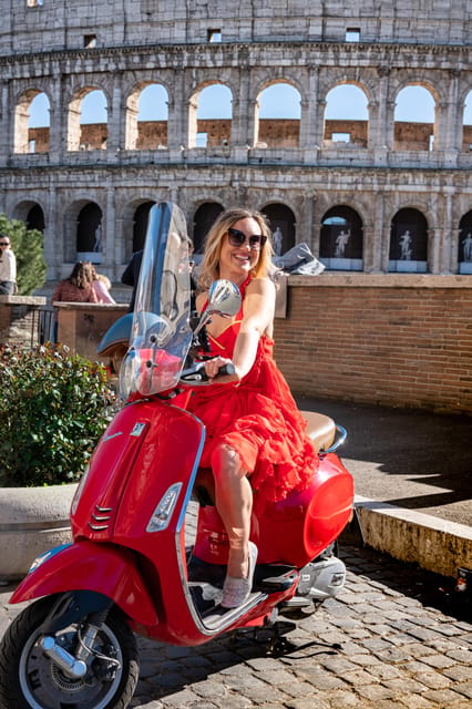 Rome: Vespa City Tour with Professional Photoshoot - Coffee at Terrazza del Gianicolo
